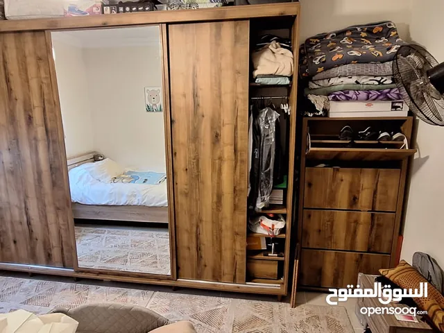خزانة 3 امتار مستعملة 5 اشهر فقط
