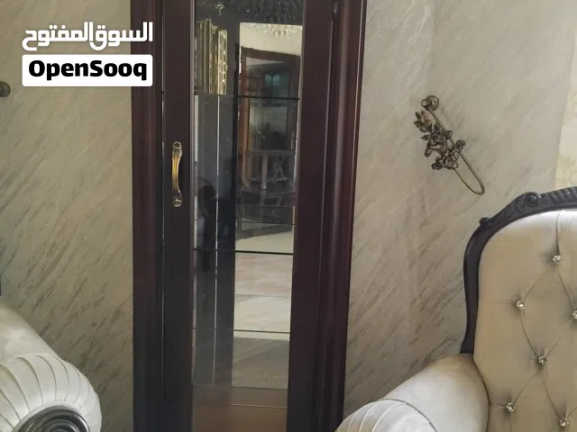 فضية للبيع