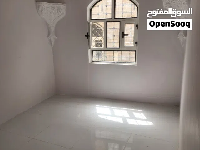 120 m2 3 Bedrooms Apartments for Rent in Sana'a Sa'wan
