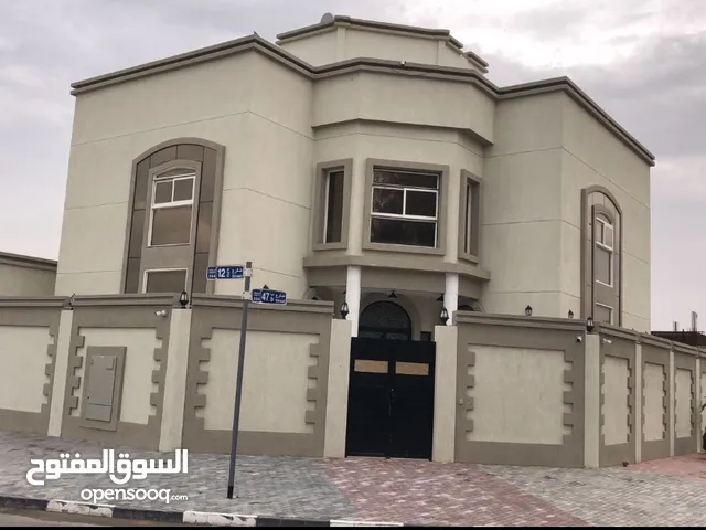 6000 m2 4 Bedrooms Townhouse for Rent in Dubai Al Quoz