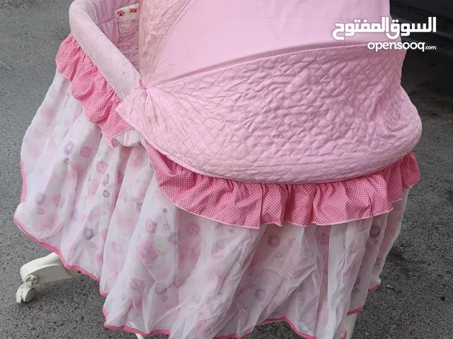 سرير اطفال بحاله جيده جدا لتواصل وتساب