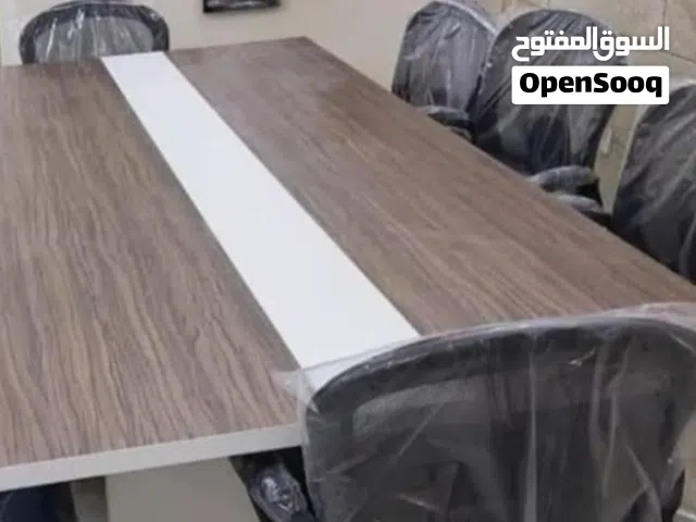 طاولة اجتماعات للبيع