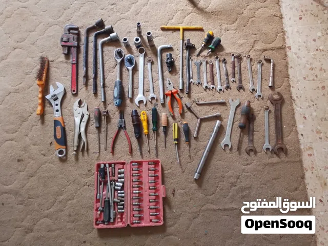 سلام عليكم عددة للبيع 200 دينار