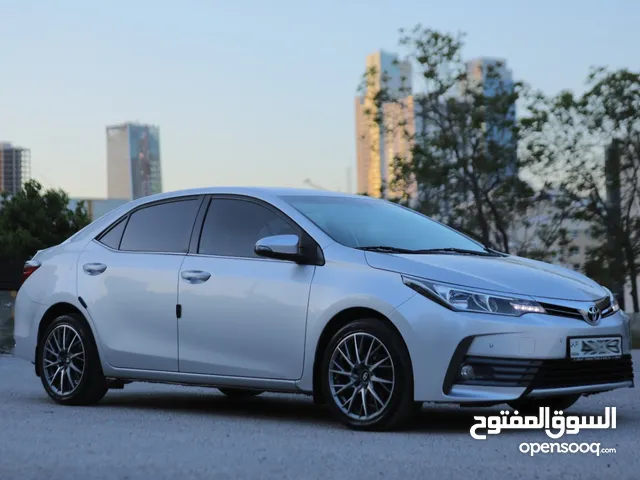وارد المركزية Toyota Corolla 2018
