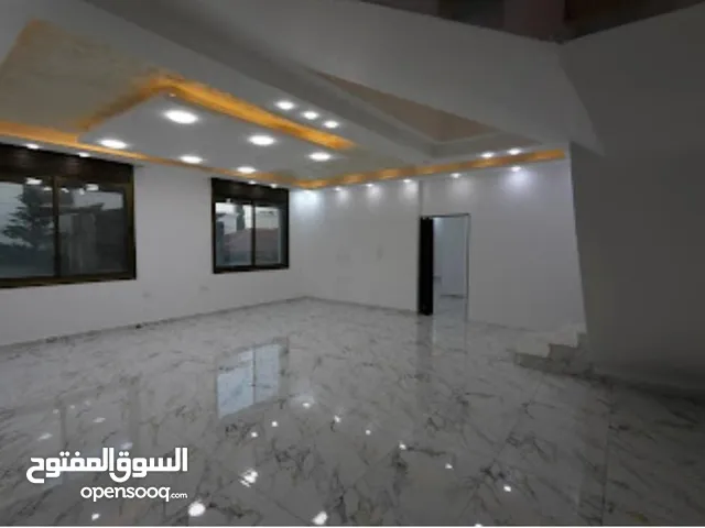 330 m2 More than 6 bedrooms Villa for Rent in Irbid Aydoun