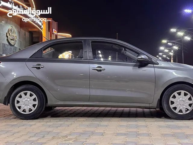 نيسان صني 2018-2019-2020 ومجموعه سيارات للبيع باسعار مغريه