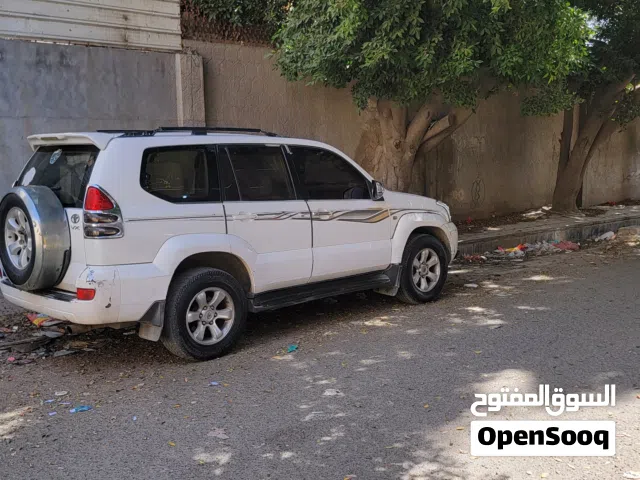 2004 تويوتا برادو VX