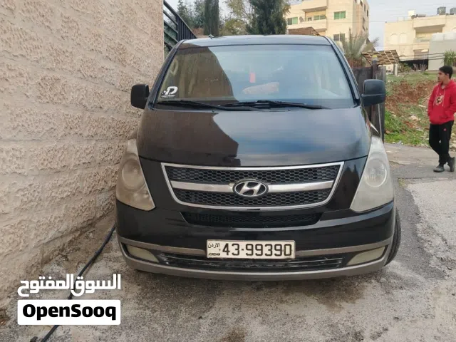 2013, هيونداي, H1, Standard