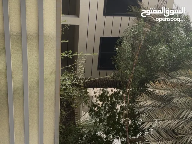 بيت للايجار للشركات حصراً تصميم ممتاز تم ترميمه وفق افضل المقاييس