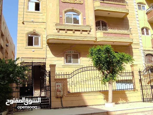 240 m2 3 Bedrooms Villa for Sale in Giza 6th of October