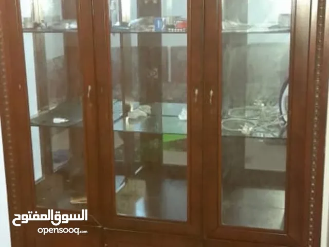 بوفي وكاروات وبعض الأشياء الاخرة