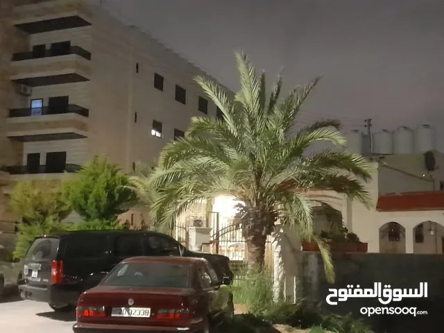 140 m2 5 Bedrooms Apartments for Sale in Amman Abu Alanda
