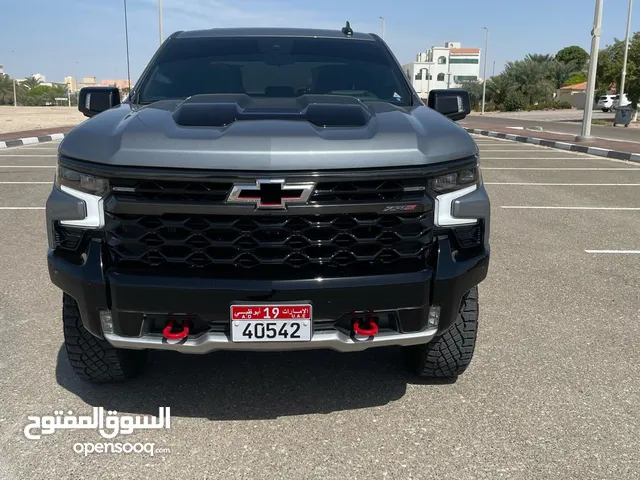 Chevrolet Silverado 2023 in Abu Dhabi