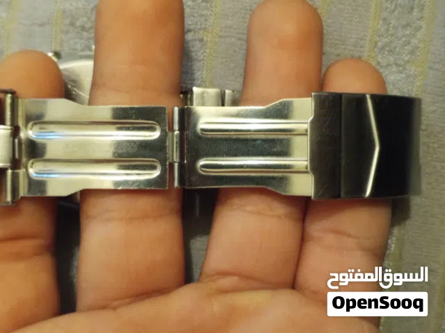 ساعة سواتش سويسريه للبيع