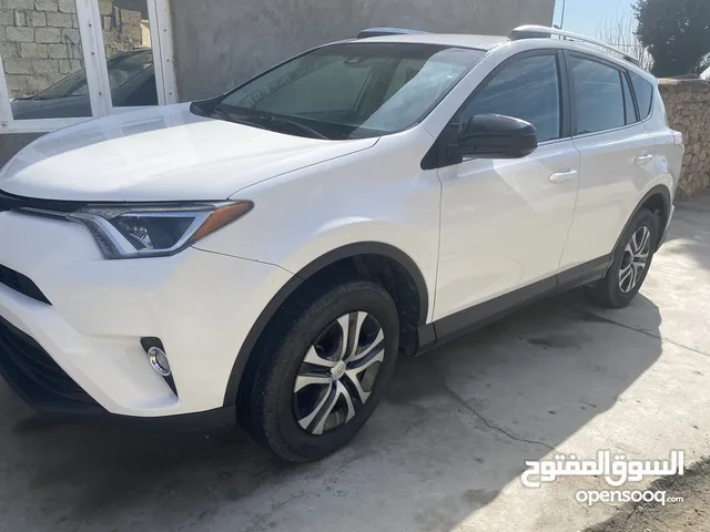 Toyota RAV4 model 2018