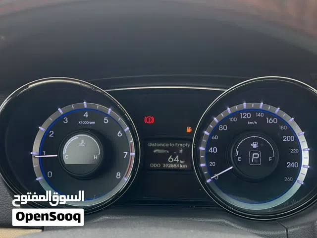 2013 هيونداي سوناتا Standard