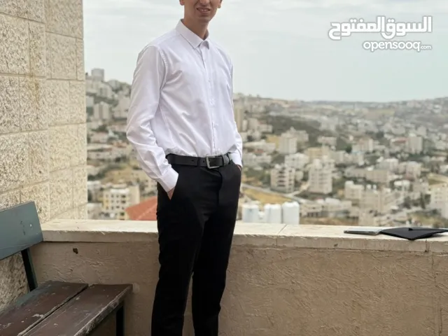 عبد الرحمن قاسم عدنان عواد