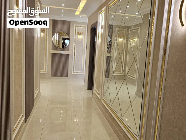 طابق أخير مع روف دوبلكس درج داخلي الجبيهة شارع الأردن