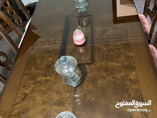 غرفة سفره مع ملحق وفضيه