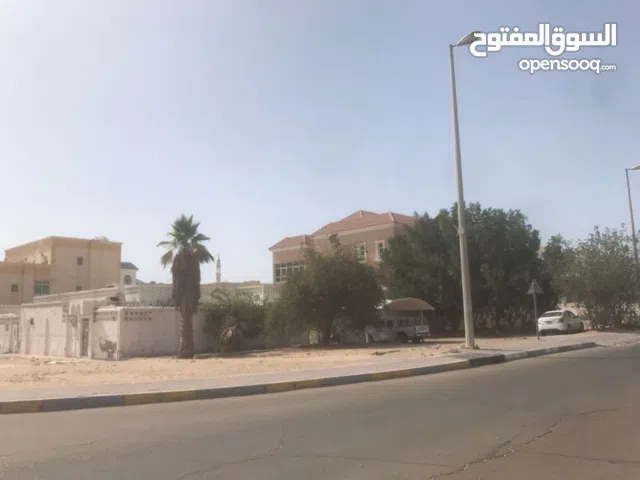 بيت شعبي للبيع