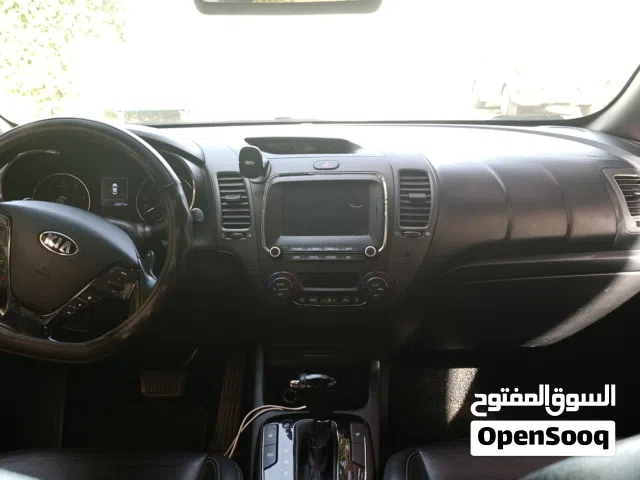 2016 كيا K3 Standard