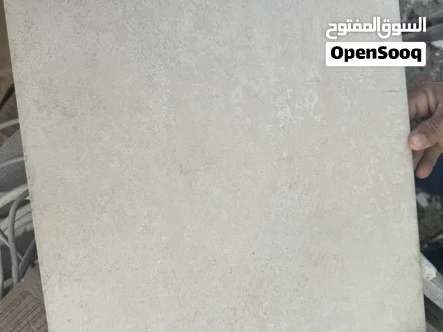 بيع سراميك هندي  135 م2  جاهز للتسليم سيراميك 40 × 40