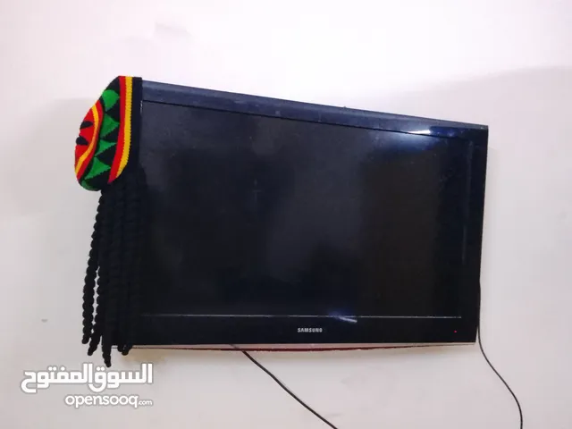 للبيع تلفيزون ساسمونج والحجم متوسط شغال