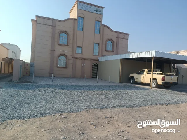 90 m2 3 Bedrooms Apartments for Rent in Al Batinah Sohar