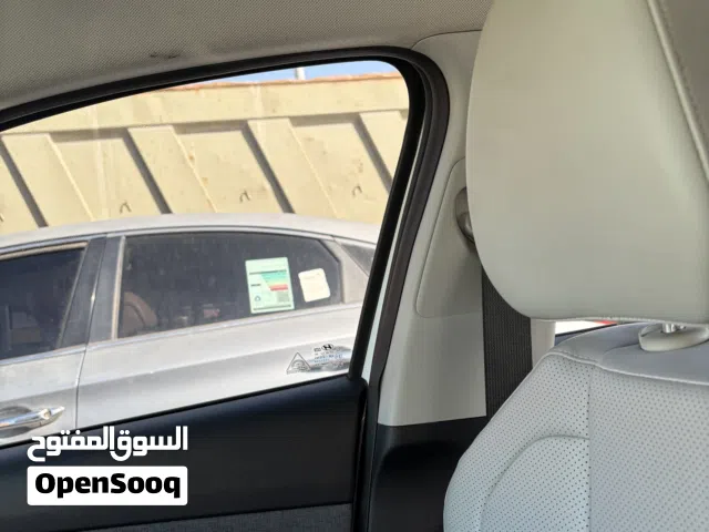 2021 هيونداي النترا GL