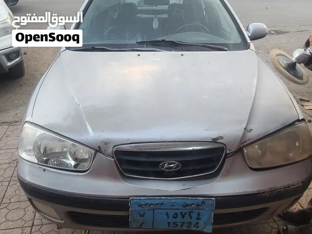 2001 هيونداي النترا GL