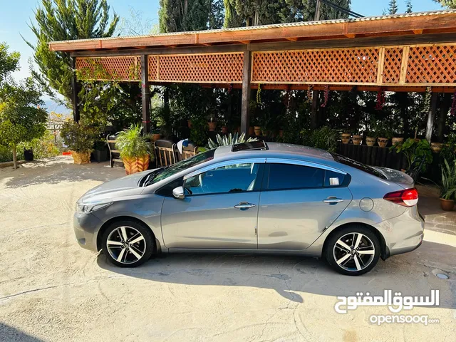 Used Kia Cerato in Hebron