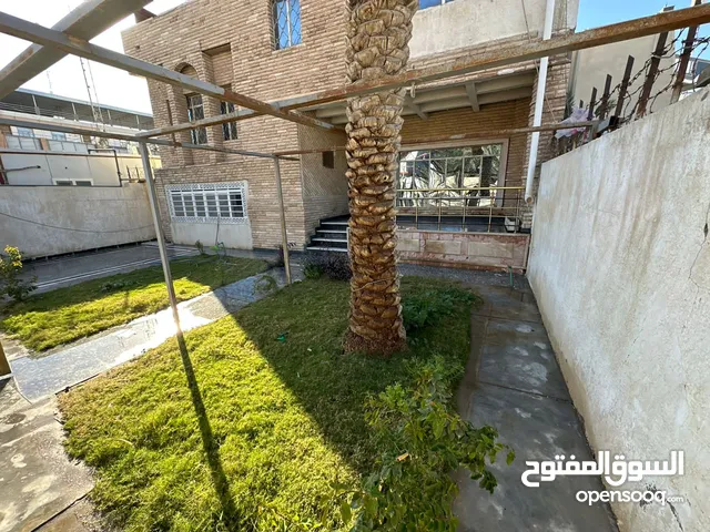 بيت حديث ديلوكس للإيجار في حي عمان