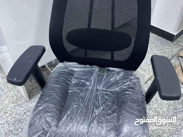 كرسي مكتبي ثابت تركي