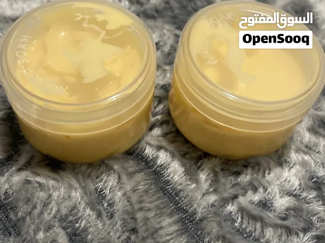كريم تفتيح الوجه والجسم طبيعي خالي من المواد الضارة