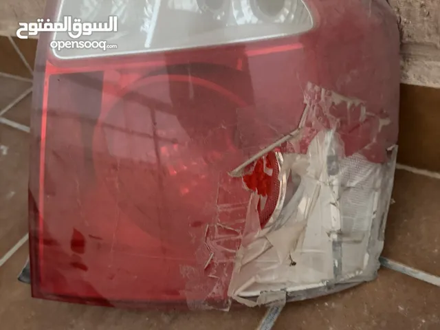 ستوب سيراتو 2005 شق في القشره