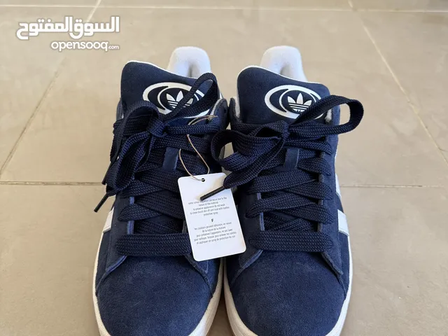 45 Sport Shoes in Amman