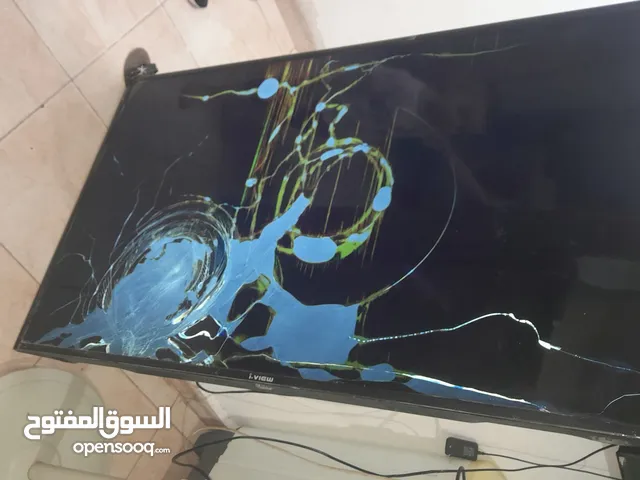 شاشة كسورة بحالة الوكالة30دينار
