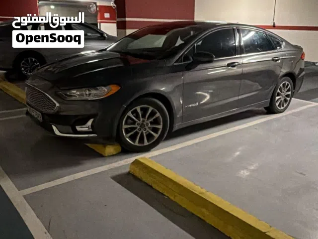 2019 فورد فيوجن SE