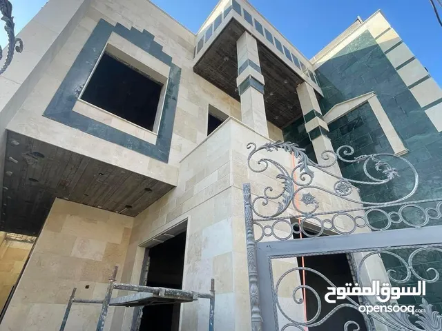 360 m2 More than 6 bedrooms Townhouse for Sale in Baghdad Saidiya
