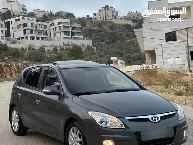 Used Hyundai i30 in Ramallah and Al-Bireh