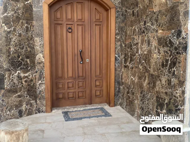 منزل ارضي للبيع