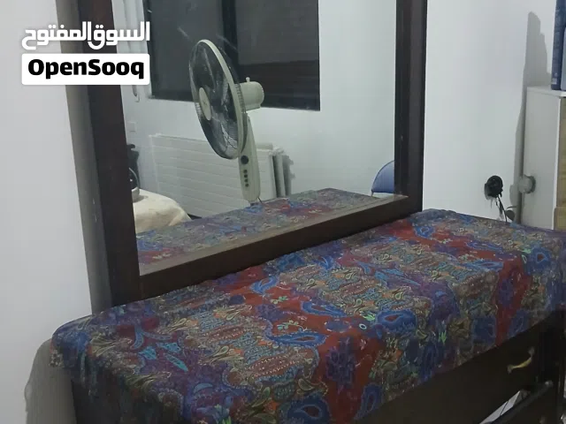 غرفة نوم مستعملة للبيع