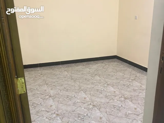 100 m2 2 Bedrooms Apartments for Rent in Basra Al Mishraq al Qadeem