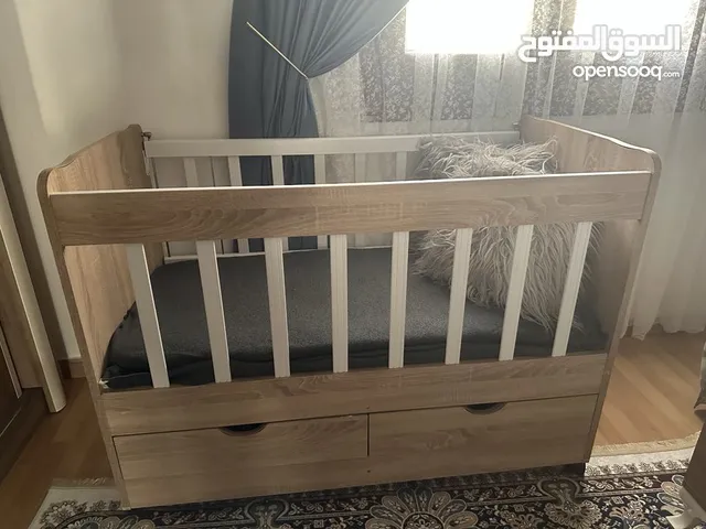 سرير أطفال