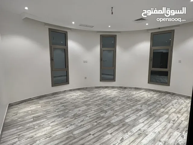 600 m2 3 Bedrooms Apartments for Rent in Al Ahmadi Sabah AL Ahmad residential