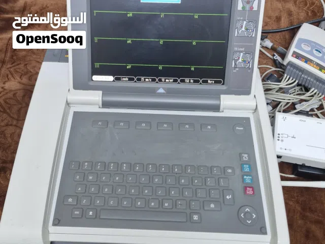 GE HealthCare ECG system Model : MAC 5500 HD-10.4 inches LCD- wifi- cales and sensor included