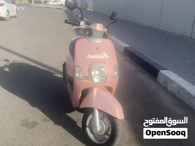 ماكس بوليس لون وردي داخل رصاصي بلاد