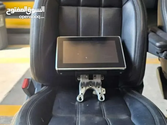 كراسي اوتوبيا قرافي (كراسي طيارة) + شاشات ظهر
