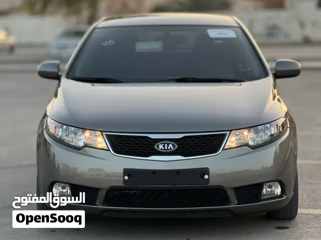 Used Kia Cerato in Tripoli