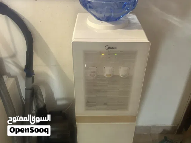 ثلاجه مياة شبه جديده